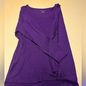 American Eagle super soft, long sleeve shirt